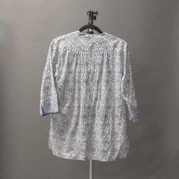 Beautiful Top by Roberta Roller Rabbit! - Picture 2 of 2